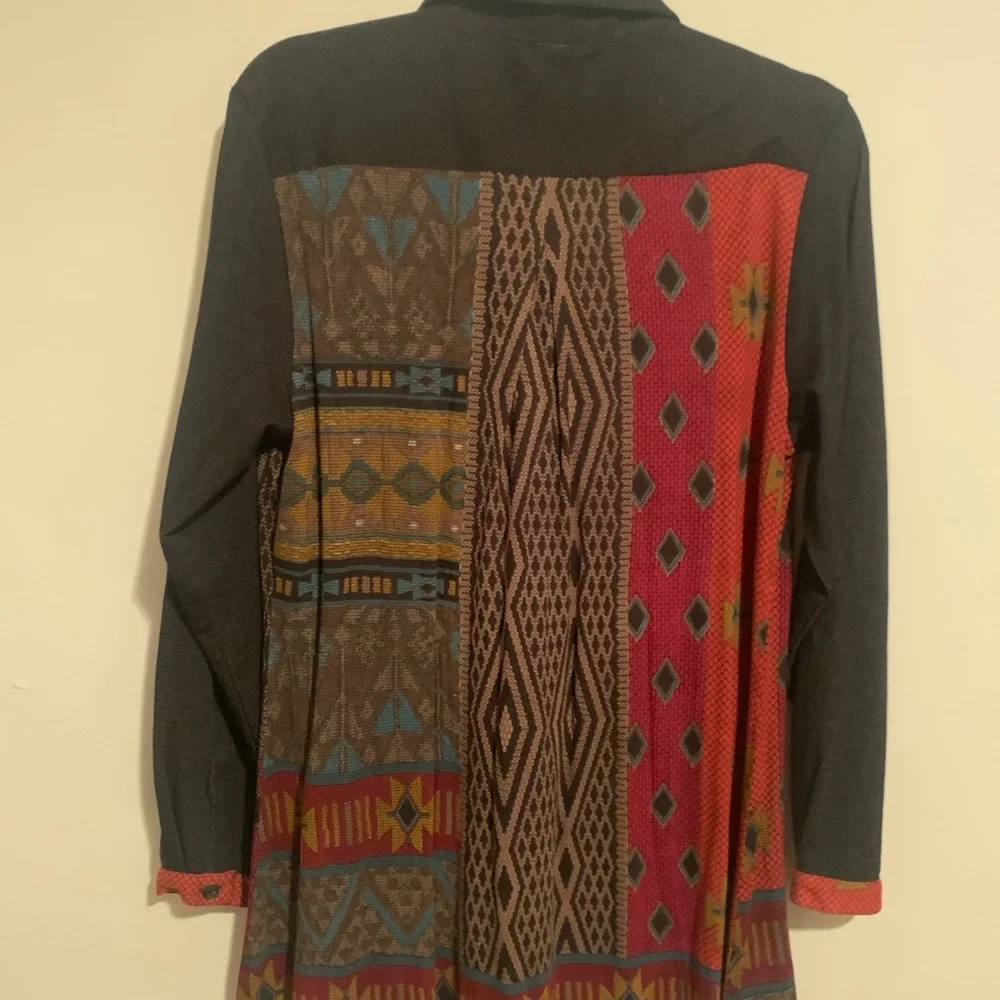 Multicolor Patterned Button Down - Picture 4 of 5